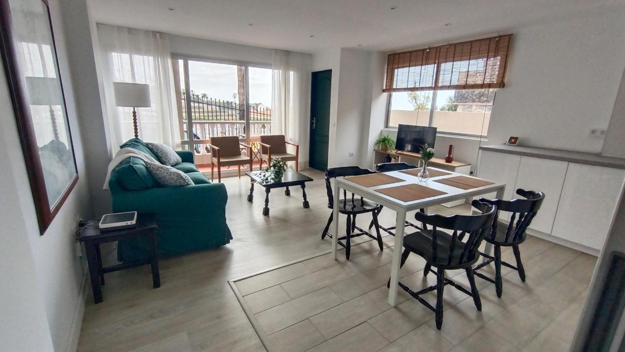 Apartamento Tajinaste Con Vistas Al Mar Y La Montana Y Wifi Gratis 로스 레알레호스 외부 사진